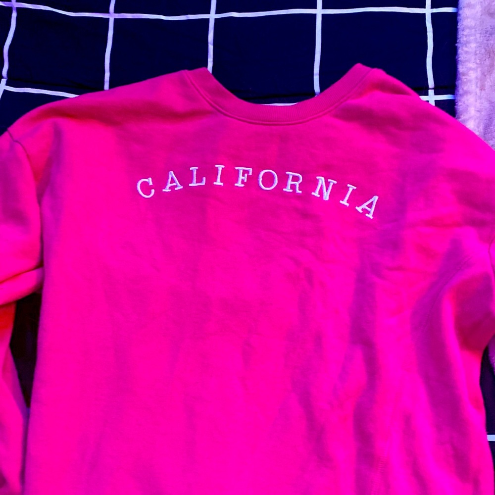 Pink california hoodie! Lightly used, good condition.